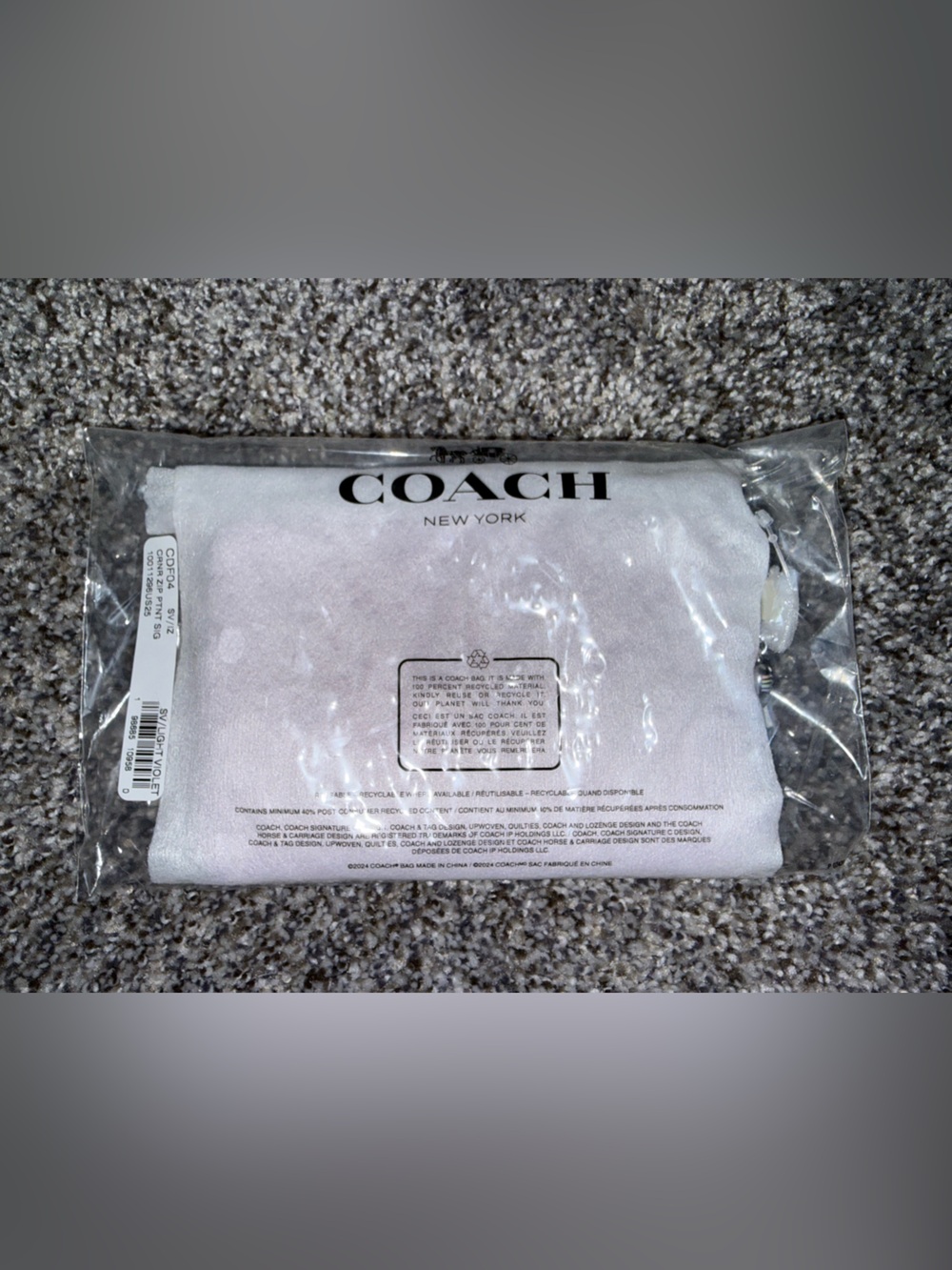 Coach purple leather corner zip wristlet with heart charm NWT - Picture 6 of 6